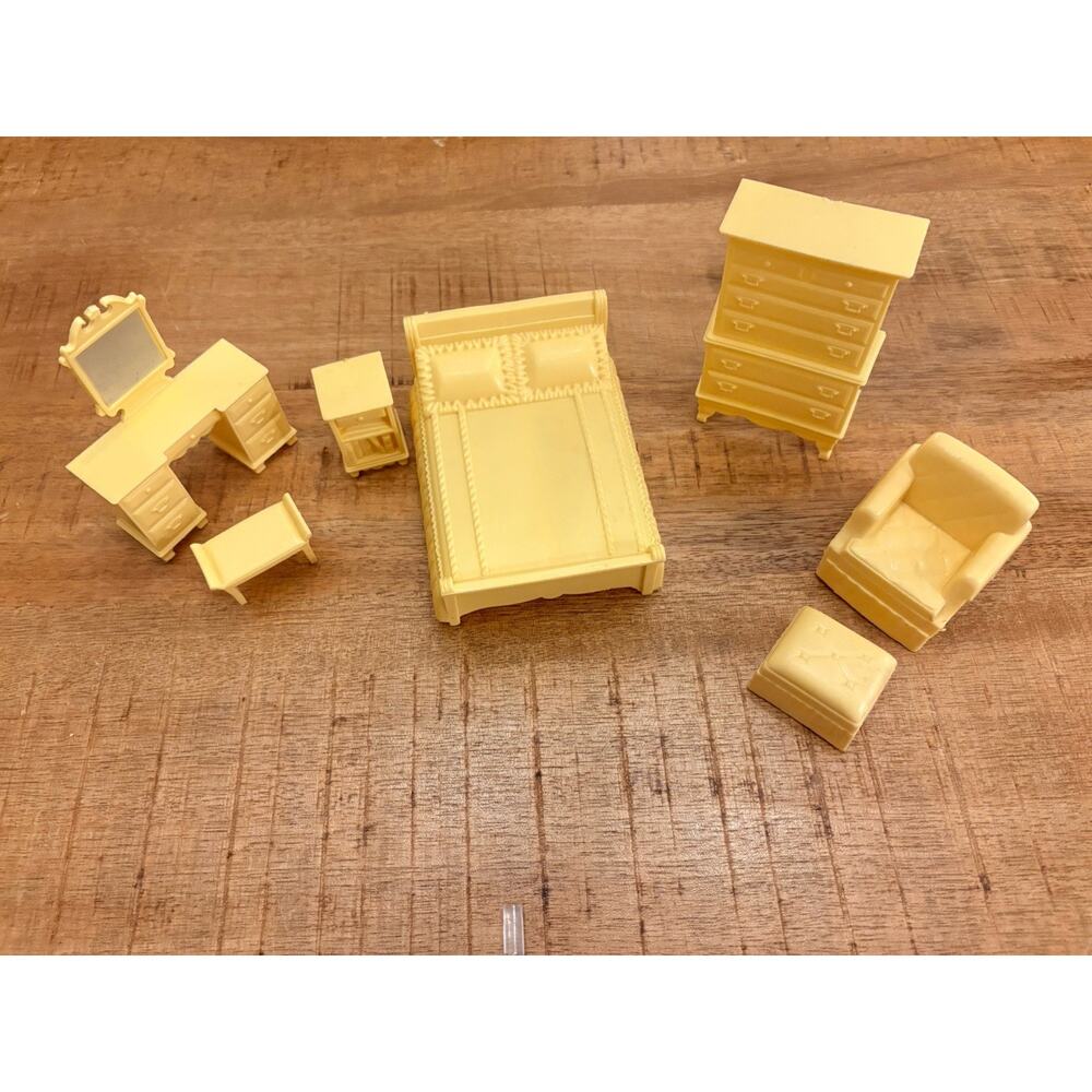Vtg Marx Dollhouse Furniture Bedroom Vanity Bench Chair Ottoman Dresser yellow